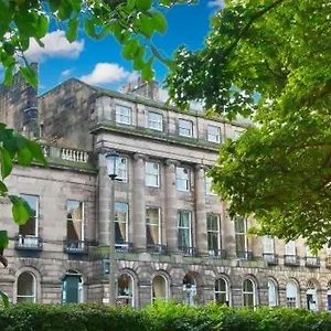 Halcyon House Pensionat